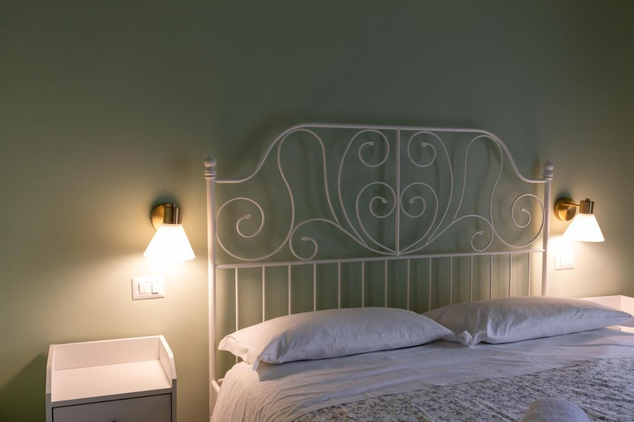Appartamento Palazzo Del Principe San Severo 3 Bedrooms & Terrace! Napoli